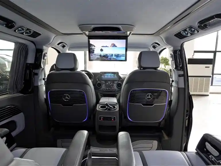Mercedes-Benz Vito 2023 — фото 2