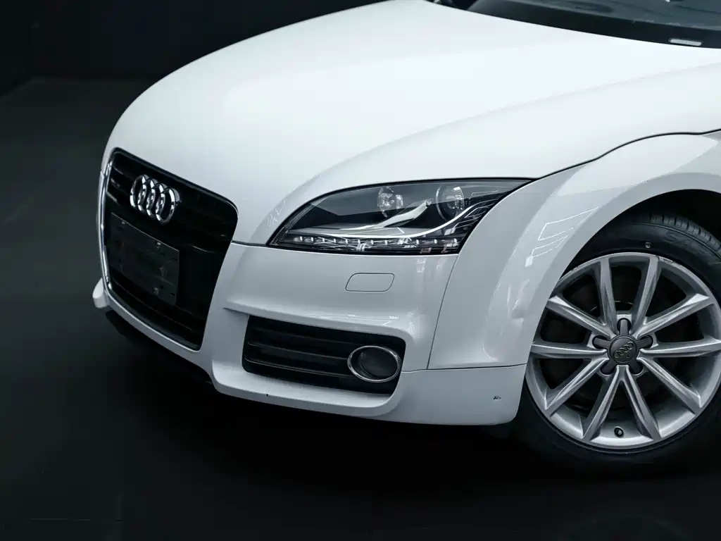 Audi TT 2013 — фото 26