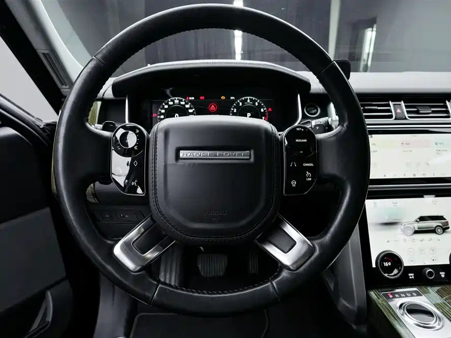 Land Rover Range Rover 2018 — фото 15