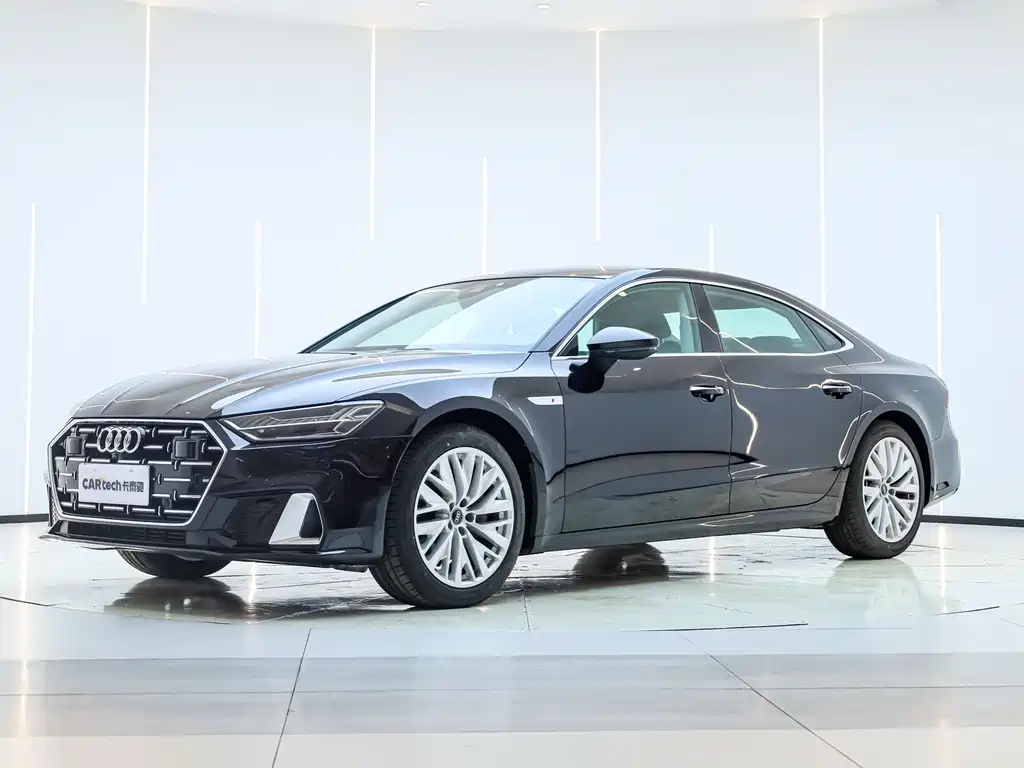 Audi A7L 2024 — фото 1