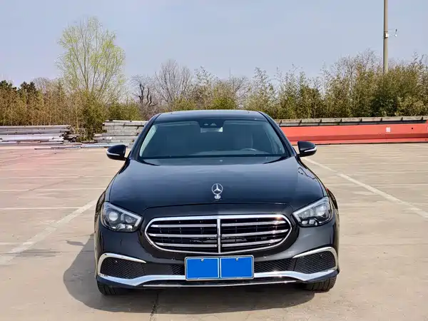 Mercedes-Benz E-Class 2016