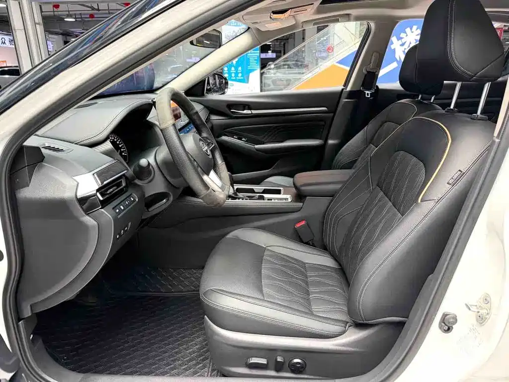 Nissan Teana 2023