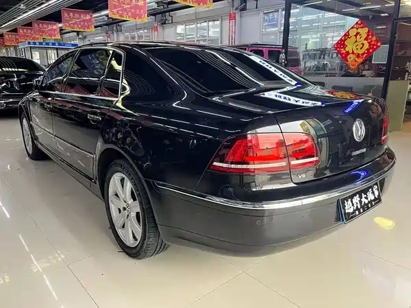 Volkswagen Phaeton 2016