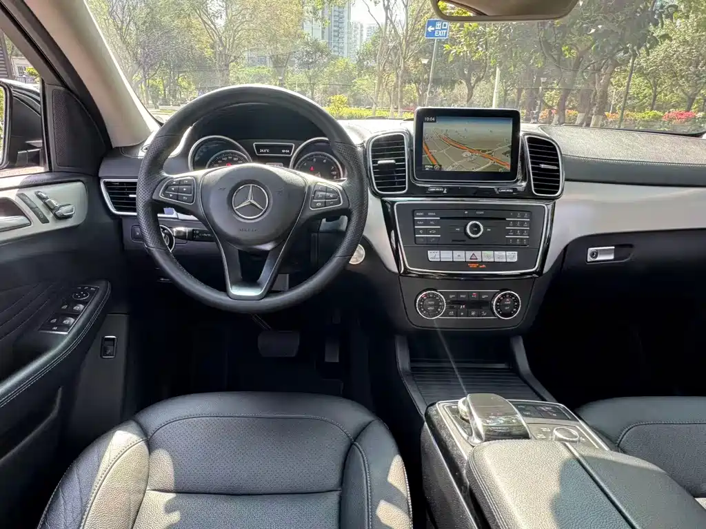 Mercedes-Benz GLE Coupe 2016 — фото 11