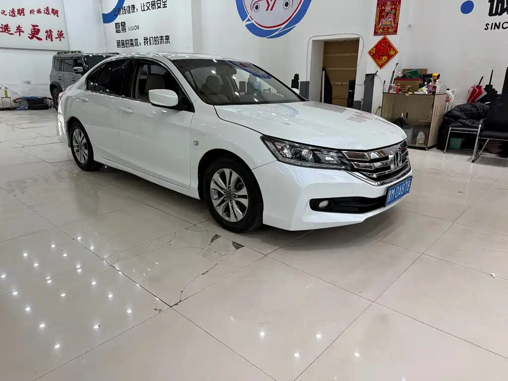 Honda Accord 2015 — фото 6