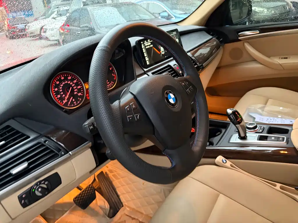 BMW X5 2013 — фото 8