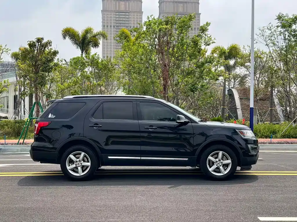 Ford Explorer 2015