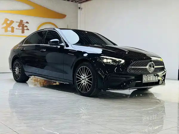 Mercedes-Benz C-Class 2025
