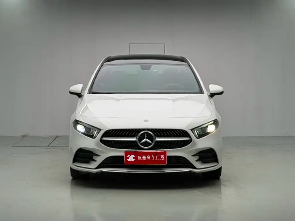 Mercedes-Benz A-Class 2022 — фото 2