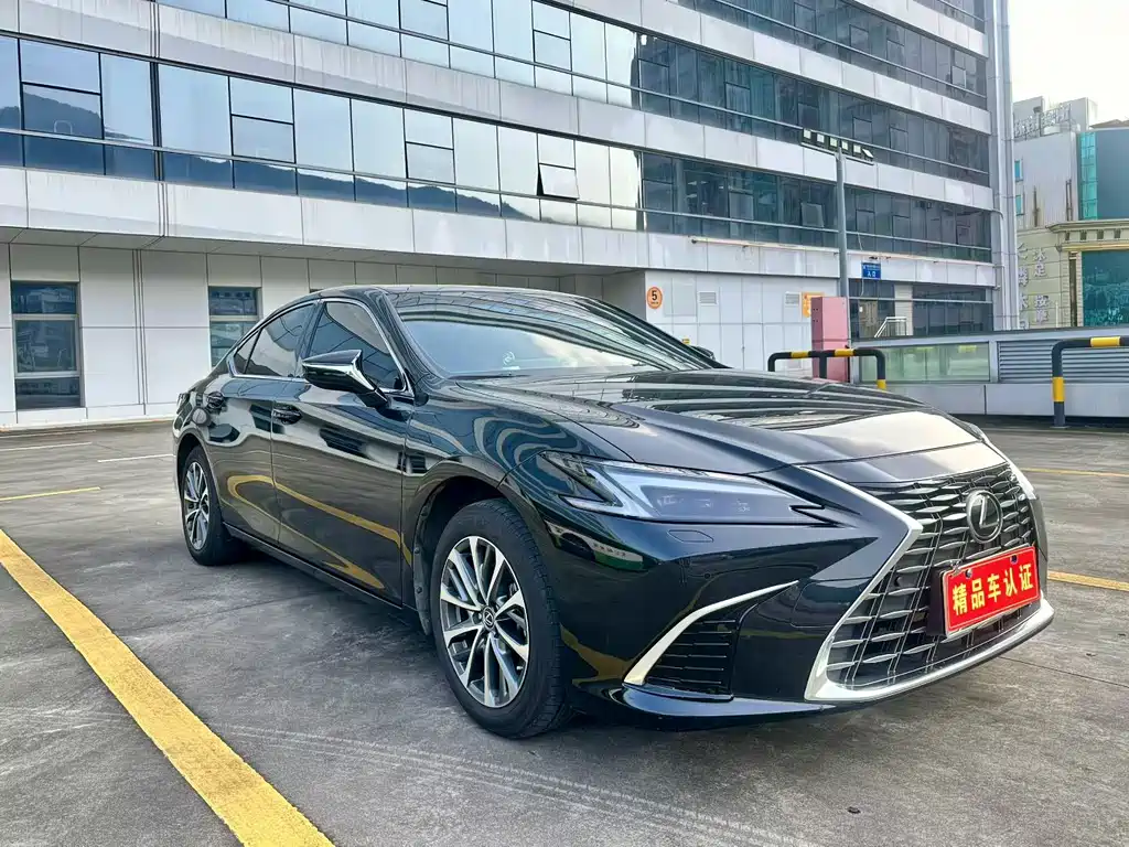 Lexus ES 2025 — фото 3
