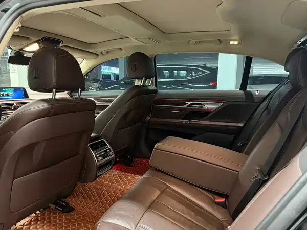 BMW 7 Series 2018