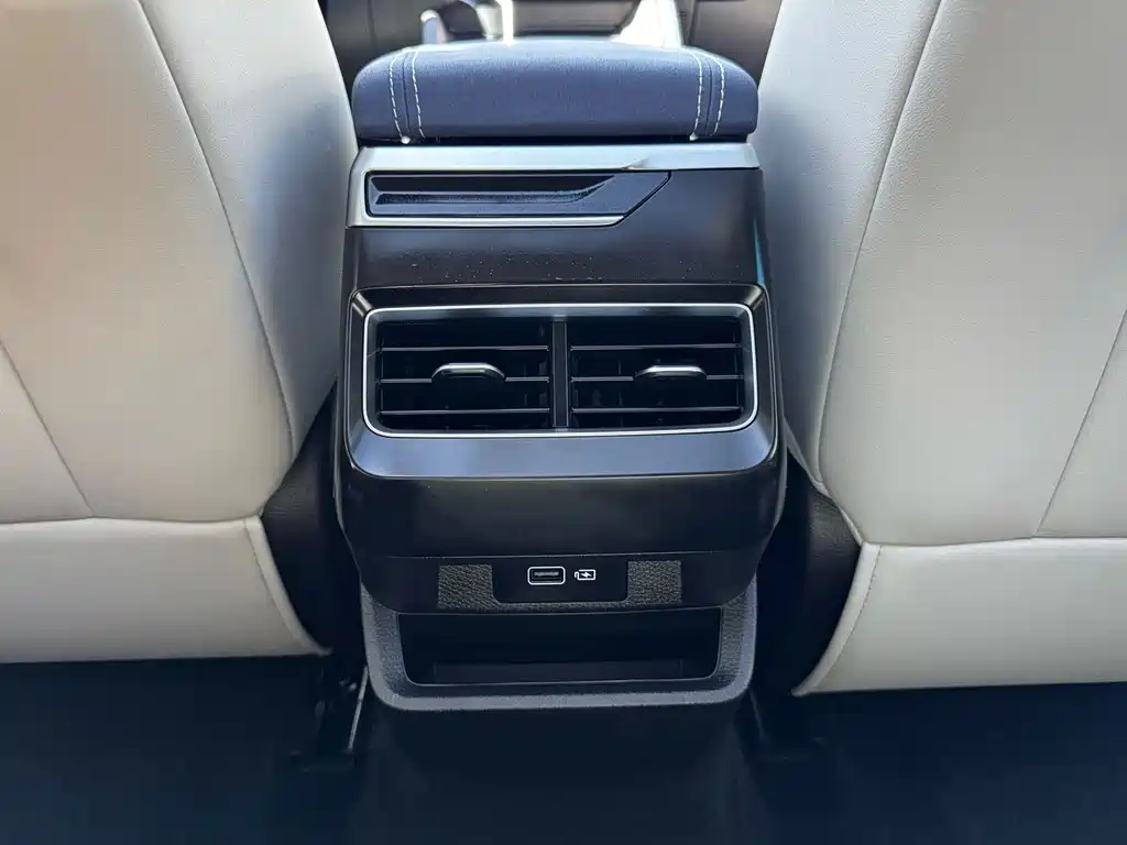 Geely Xingrui 2022 — фото 17