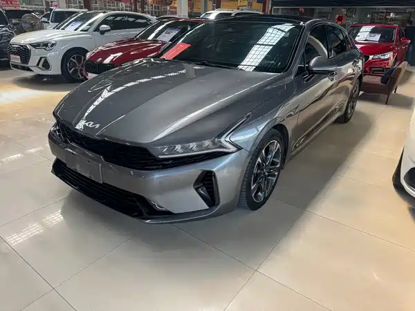 Kia K5 2021