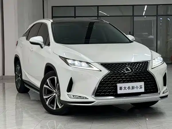 Lexus RX 2021