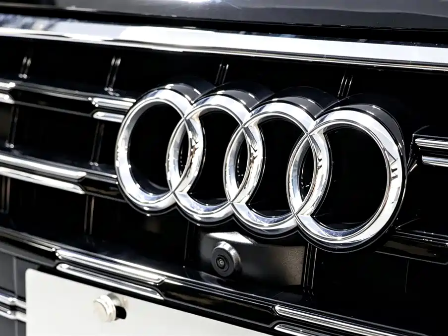 Audi A6L 2025 — фото 13
