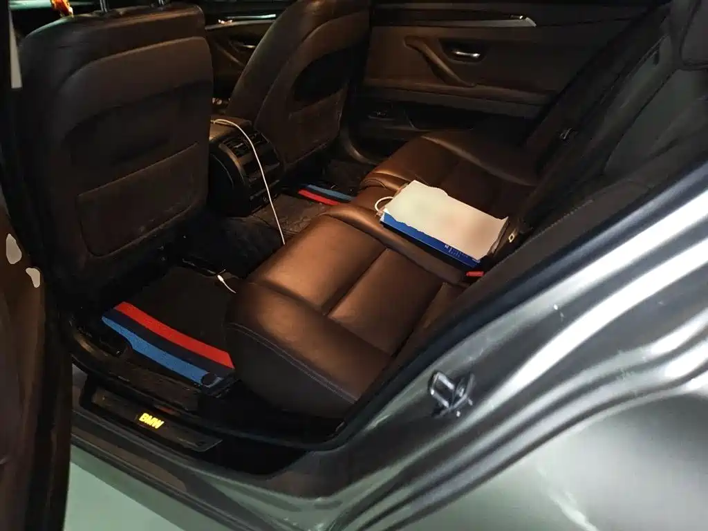 BMW 5 Series 2014 — фото 15