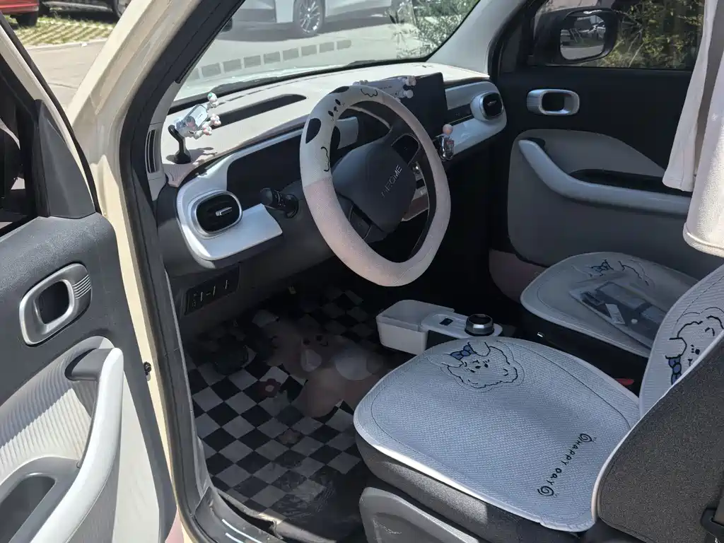 Geely Galaxy Panda 2025