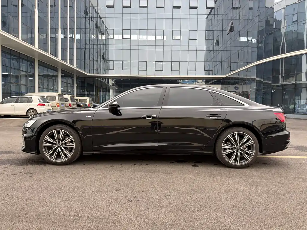 Audi A6L 2024 — фото 3