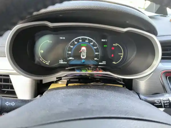 Geely Emgrand Gse 2019