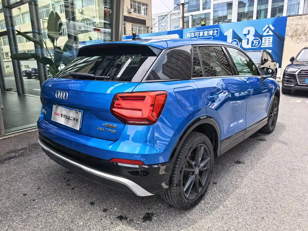 Audi Q2L 2020 — фото 9