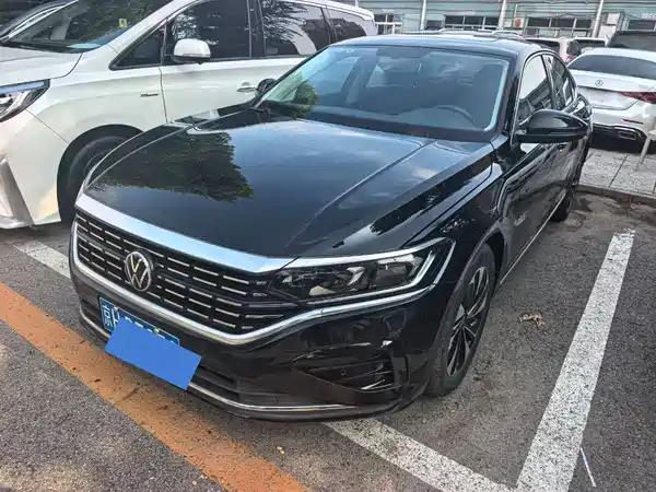 Volkswagen Passat 2021