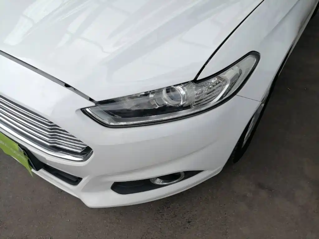 Ford Mondeo 2016 — фото 24