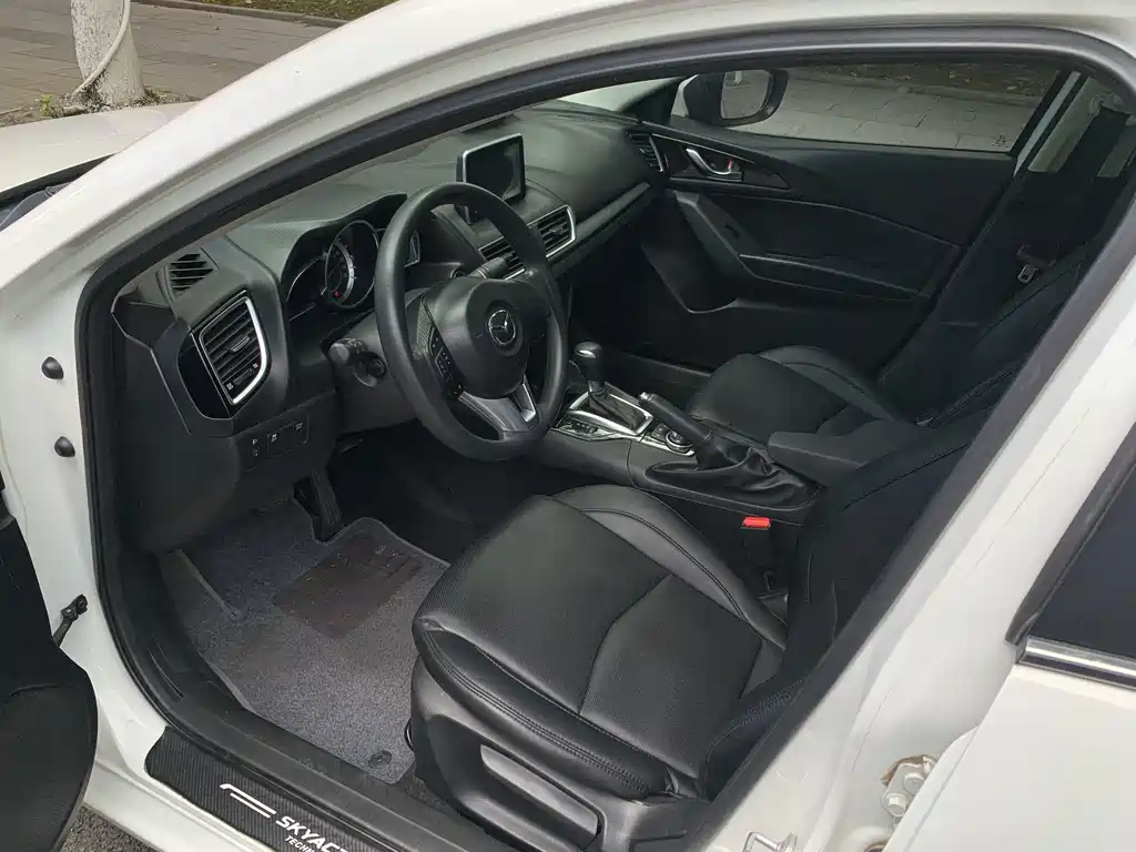 Mazda 3 Angkesela 2018
