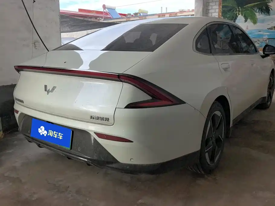 Wuling Starlight 2025