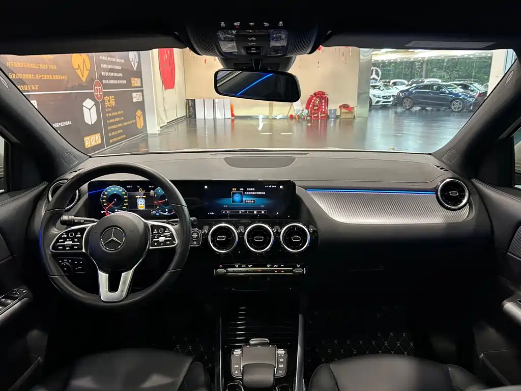 Mercedes-Benz GLA 2023