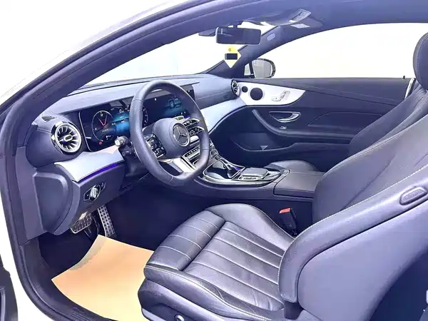Mercedes-Benz E-Class 2024