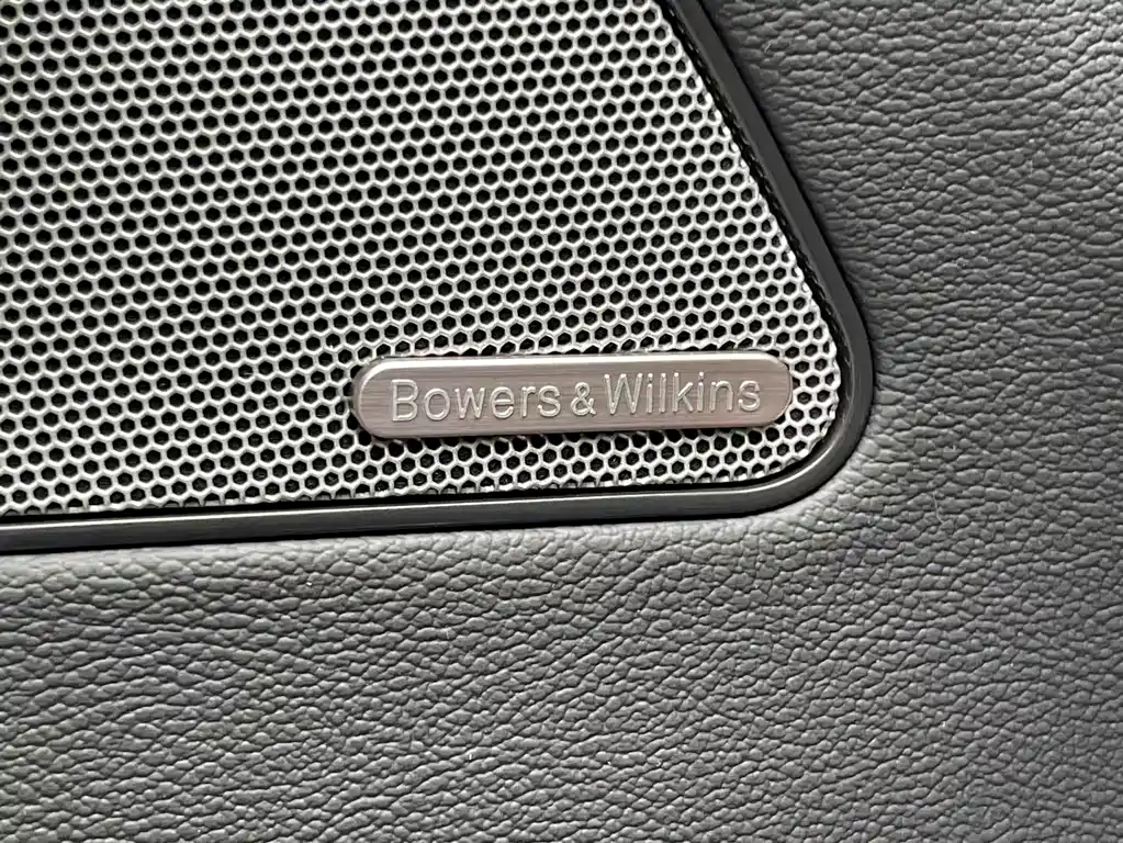 Maserati Levante 2018 — фото 10
