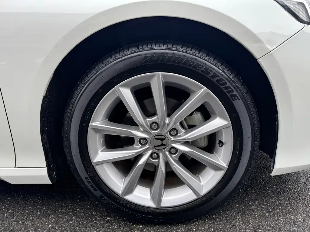 Honda Accord 2023 — фото 18