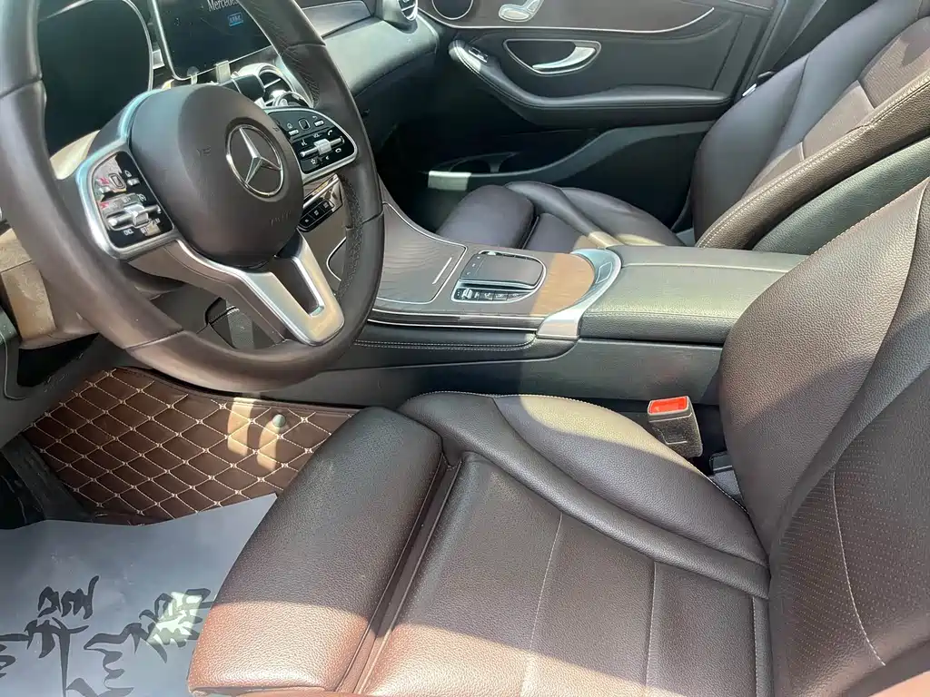 Mercedes-Benz GLC 2019 — фото 10