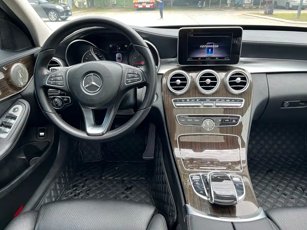 Mercedes-Benz C-Class 2018 — фото 5