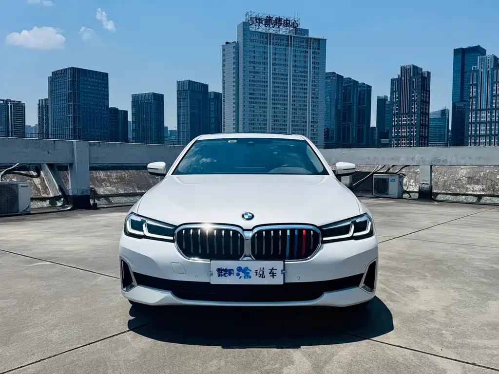 BMW 5 Series 2021