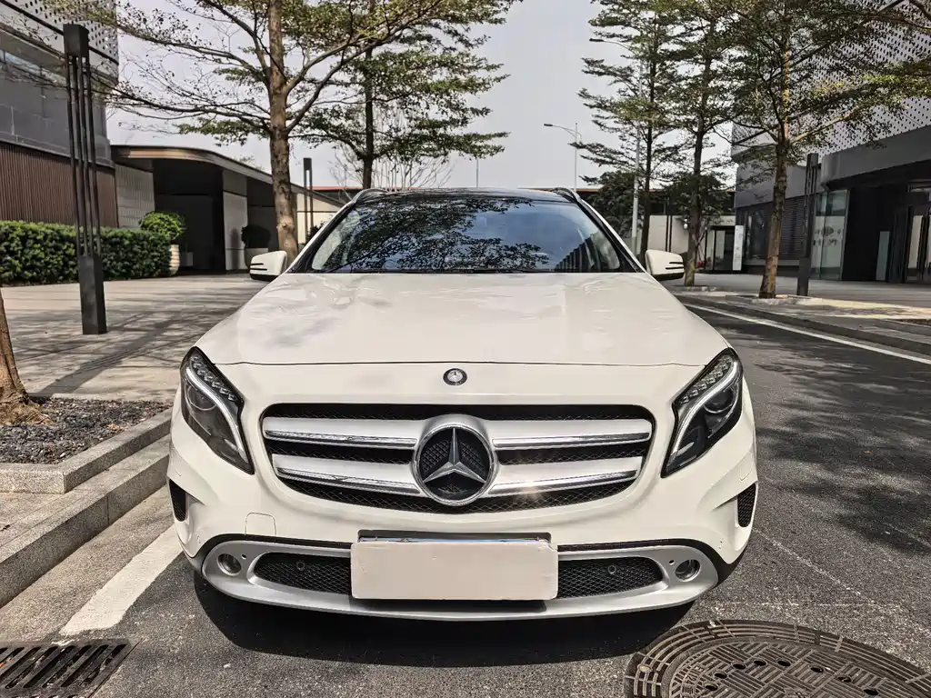 Mercedes-Benz GLA 2017 — фото 2