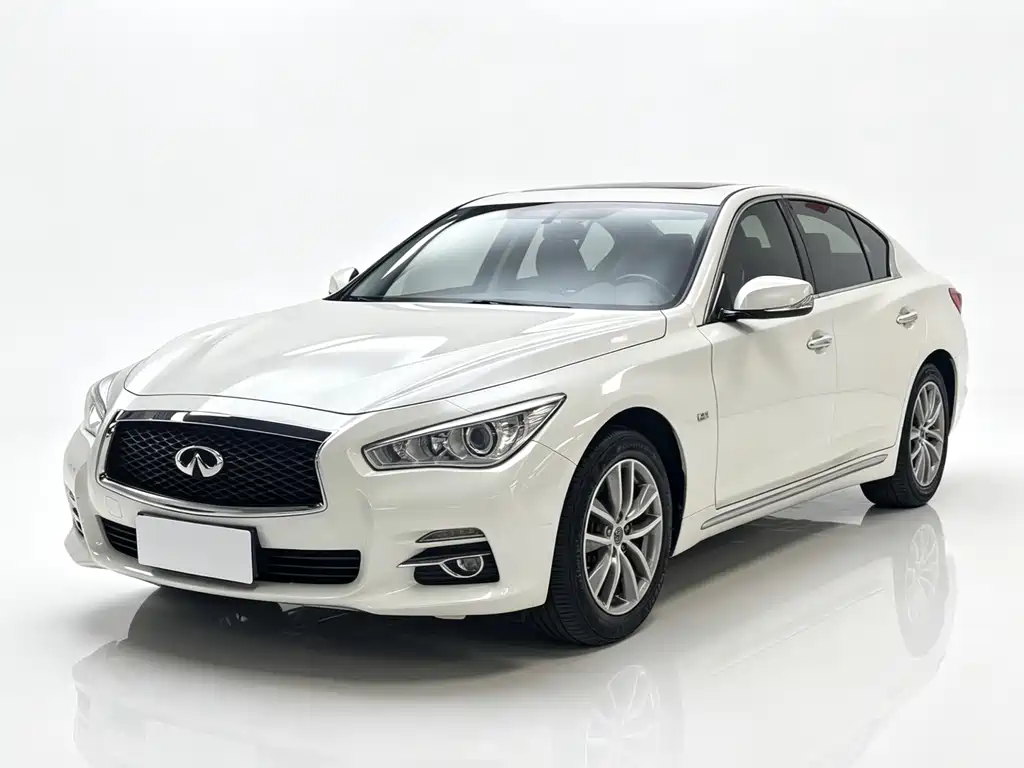 Infiniti Q50L 2016 — фото 1
