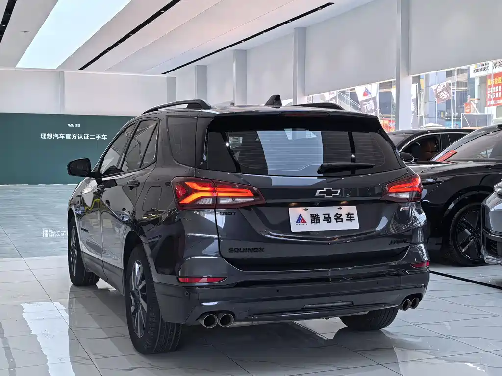 Chevrolet Equinox 2022 — фото 13