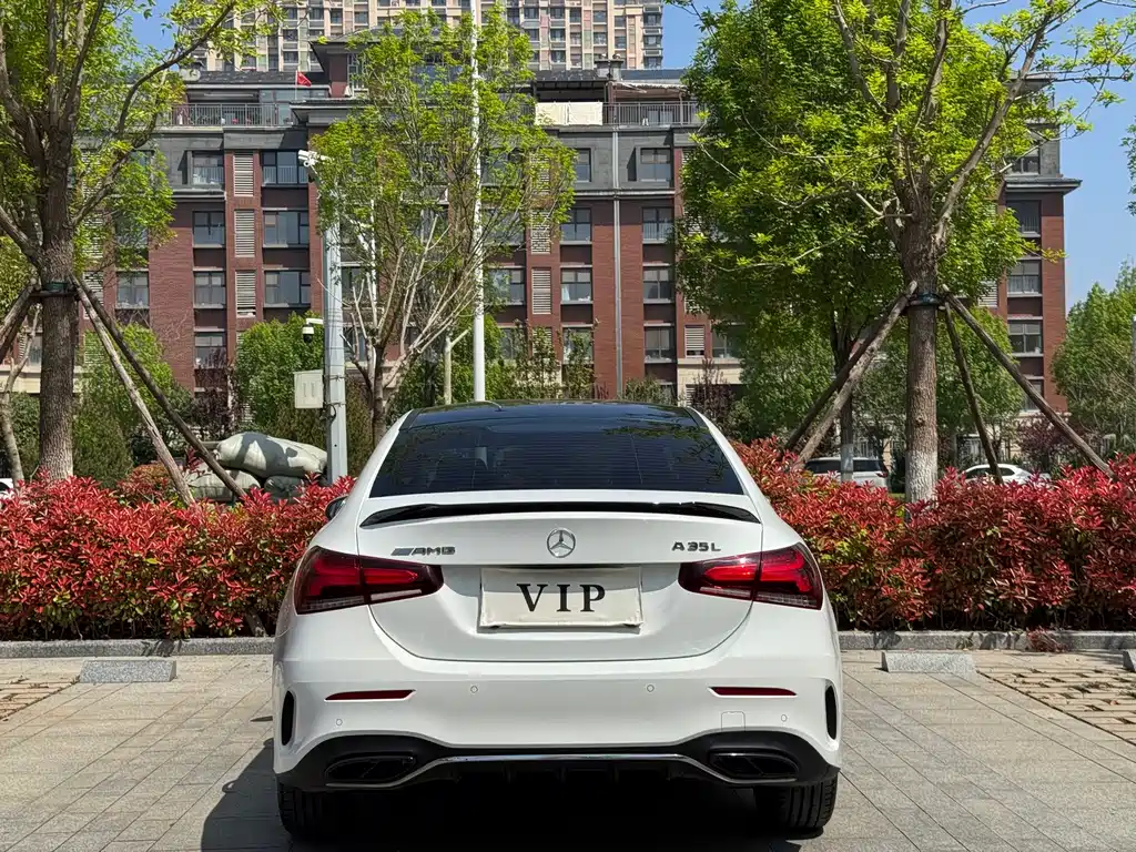 Mercedes-Benz A-Class 2023 — фото 15