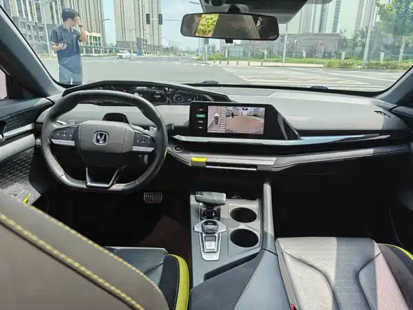 Changan UNI-V 2022