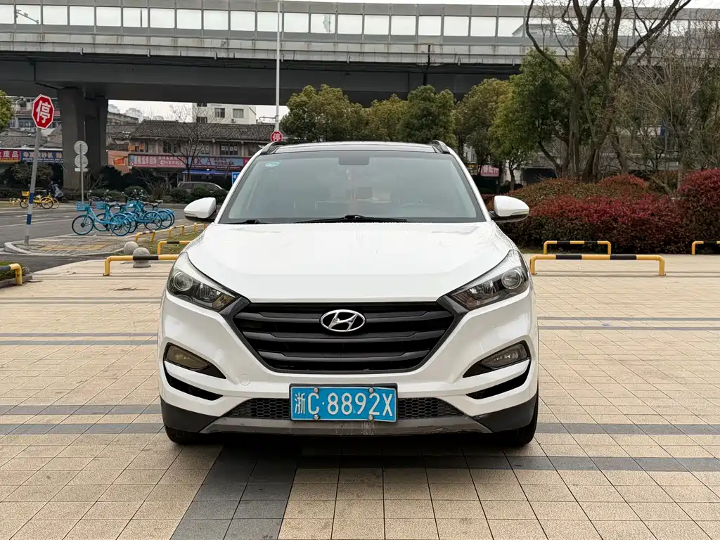 Hyundai Tucson 2016 — фото 2