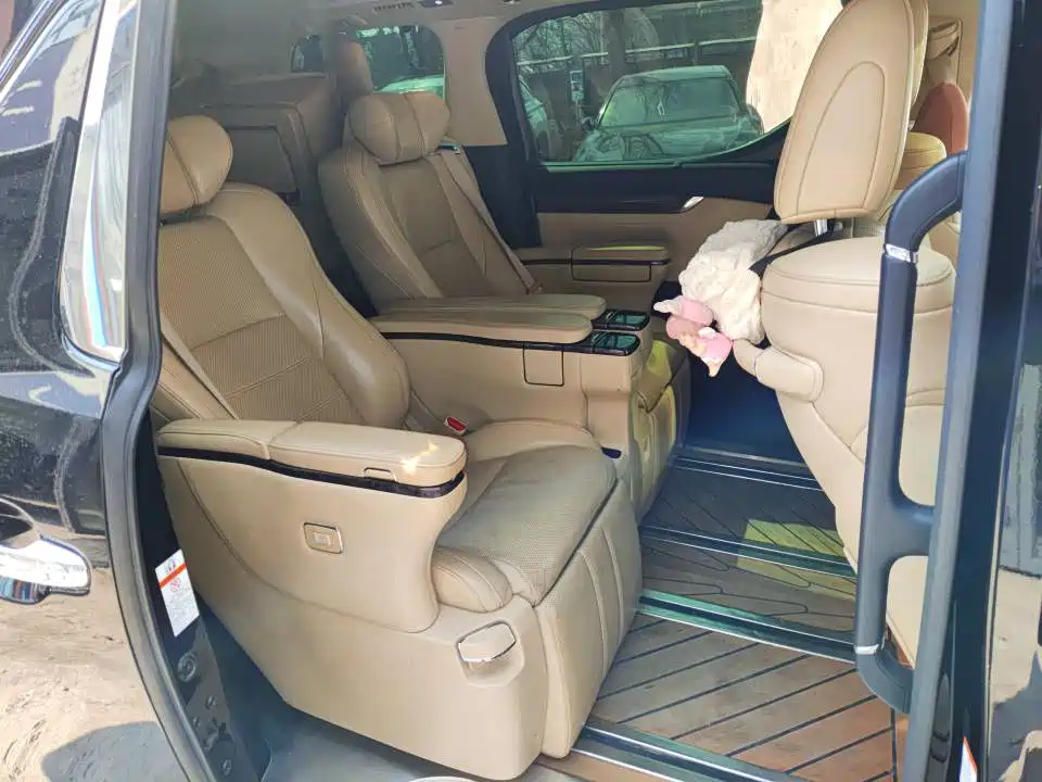 Toyota Alphard 2019 — фото 3