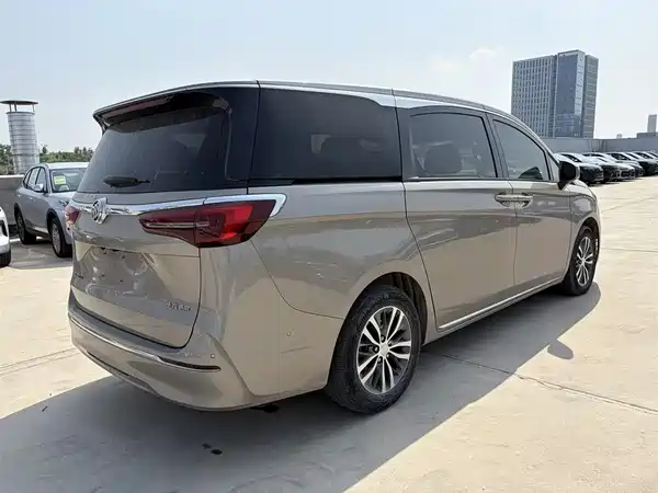 Buick GL8 2023