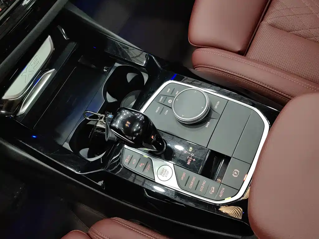 BMW X3 2024 — фото 12