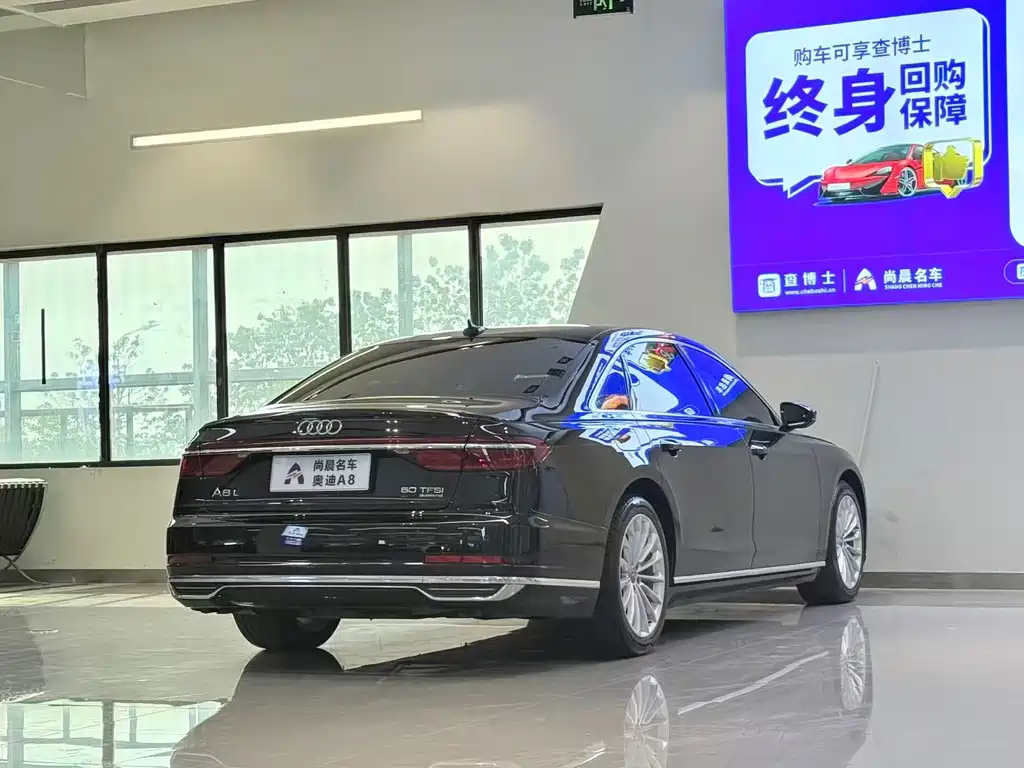 Audi A8 2019 — фото 15