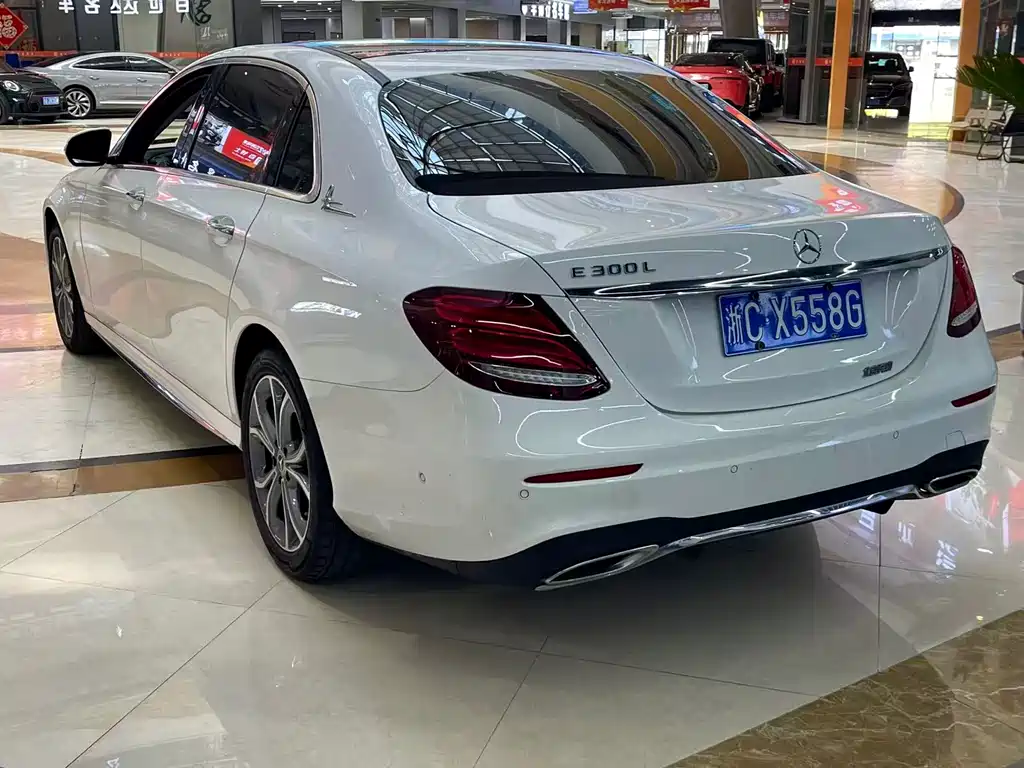 Mercedes-Benz E-Class 2020 — фото 4