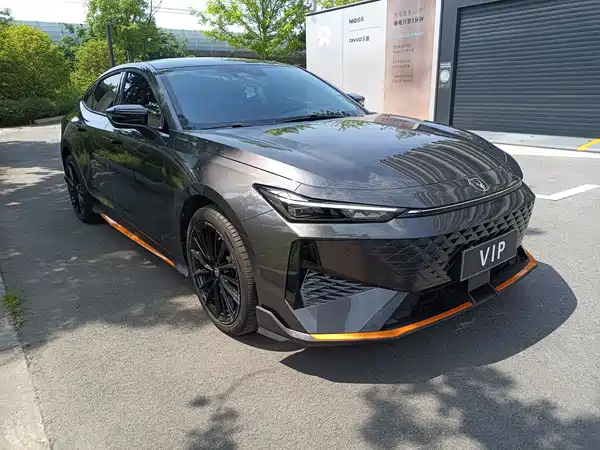 Changan UNI-V 2024