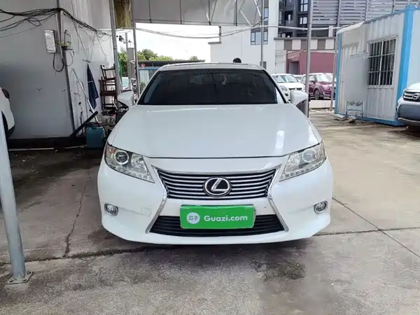 Lexus ES 2014