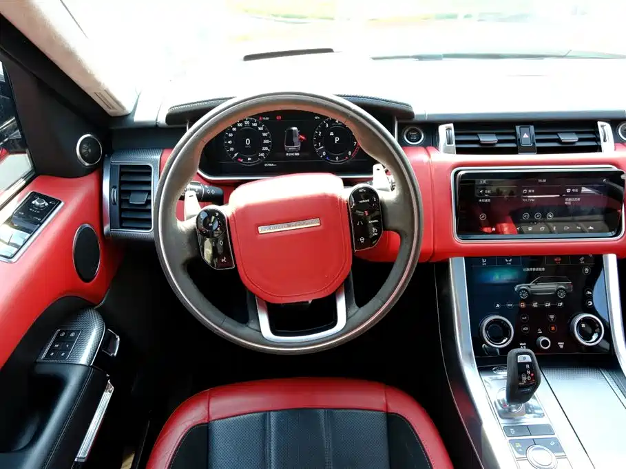 Land Rover Sport 2020 — фото 17