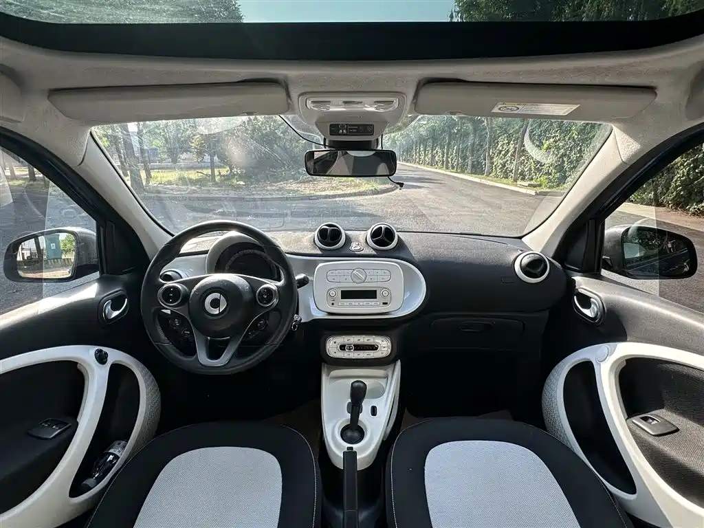 smart Forfour 2017 — фото 9